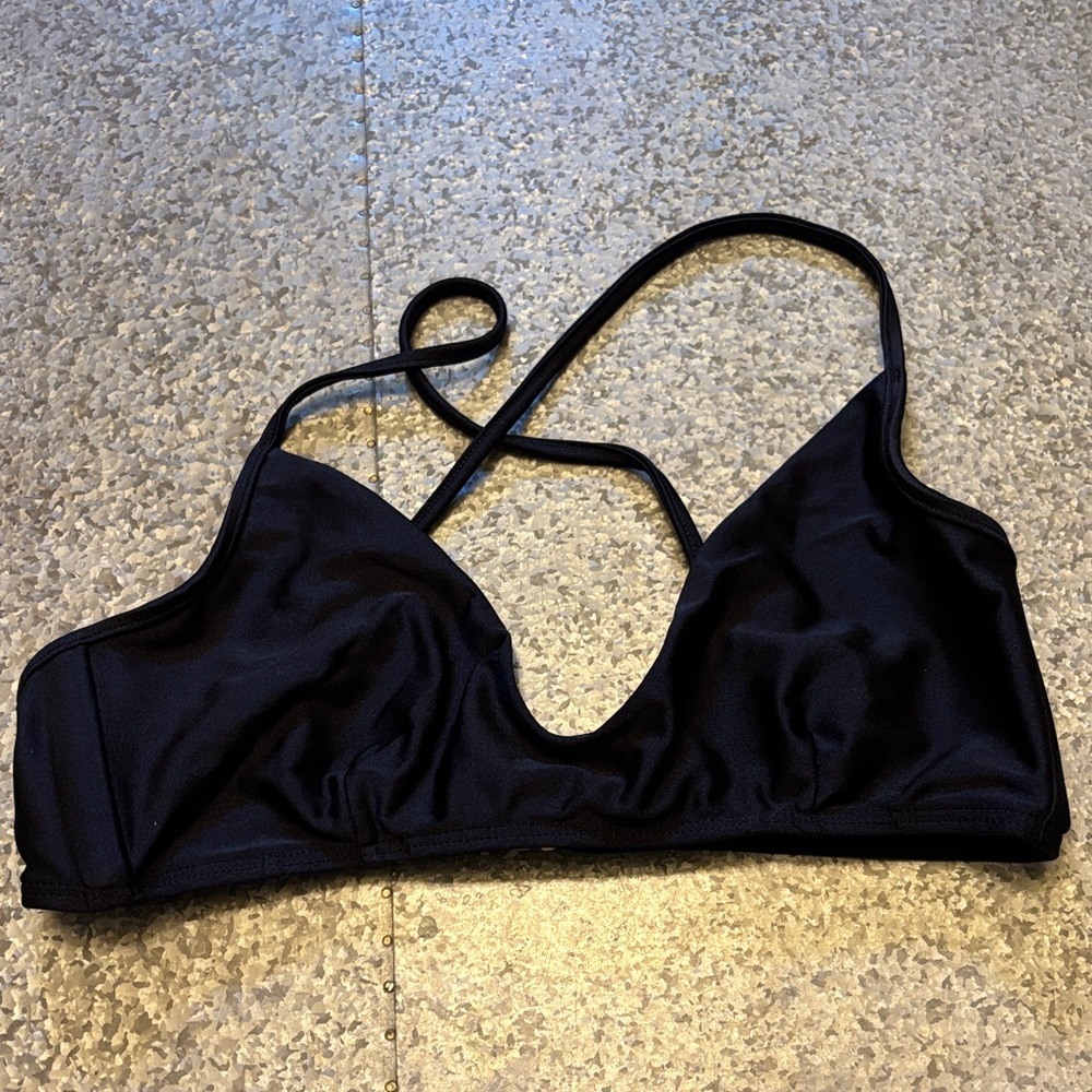 Like New Luli Fama Women’s Black Bikini Too Size Medium MSRP $76